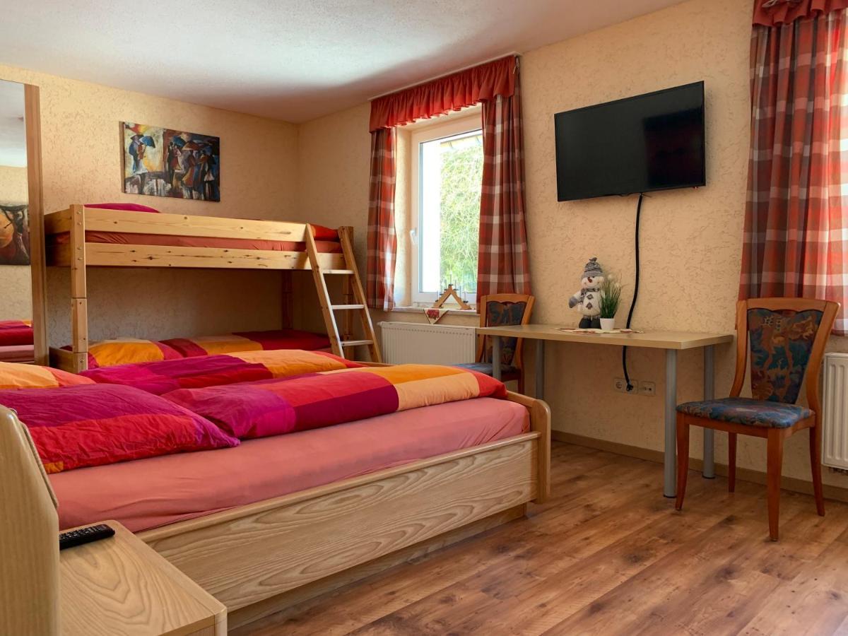 Pension Poehlbergblick Annaberg Buitenkant foto